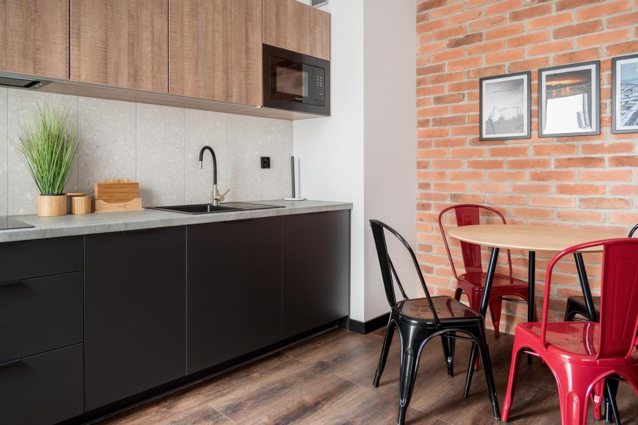 Loft Apartment *